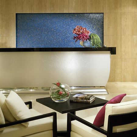 Design Merrion Hotel Praha Bagian luar foto