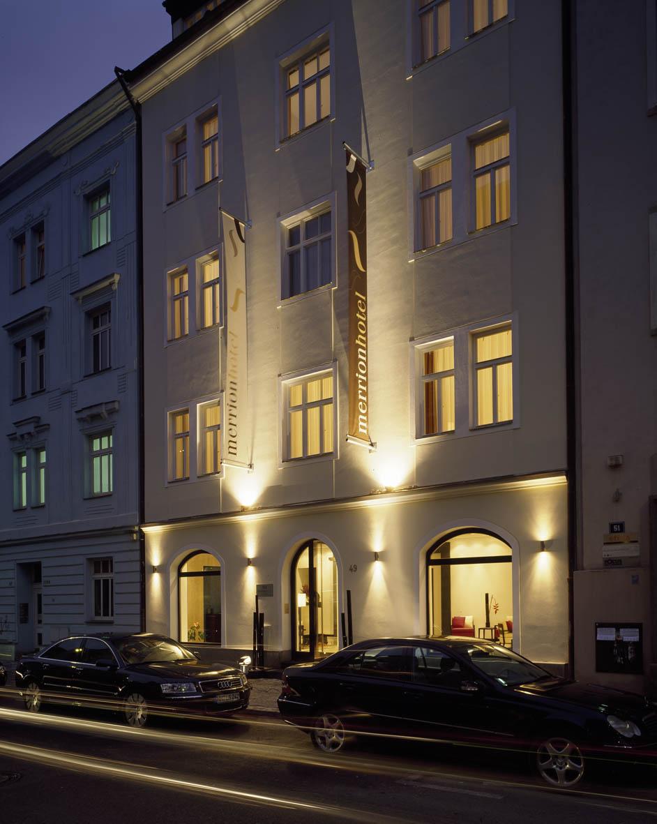 Design Merrion Hotel Praha Bagian luar foto